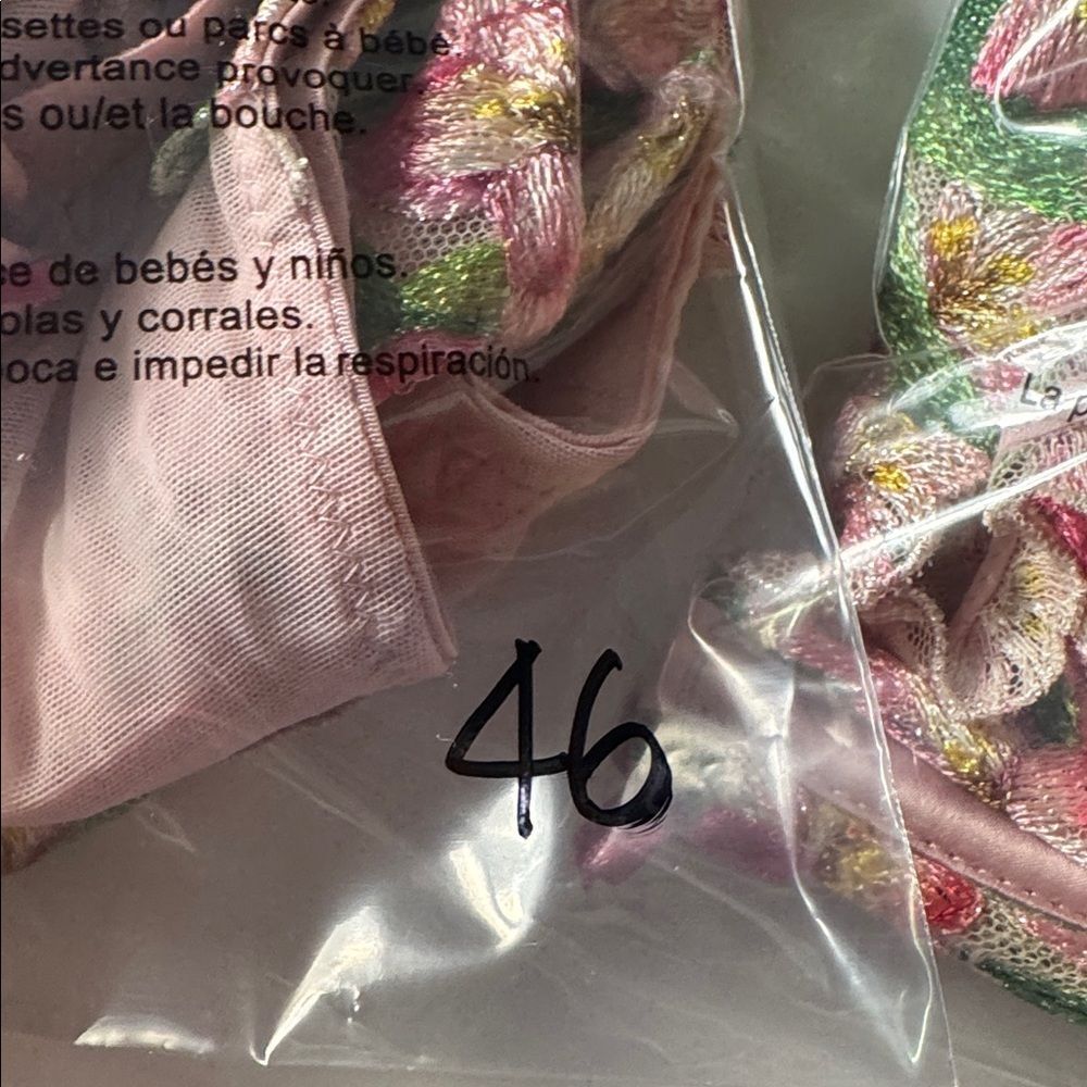 đ„Victoria'sâSecret Pink Floral Embroidered Bra Set Sz 38DDD// Large NWT - Picture 10 of 10